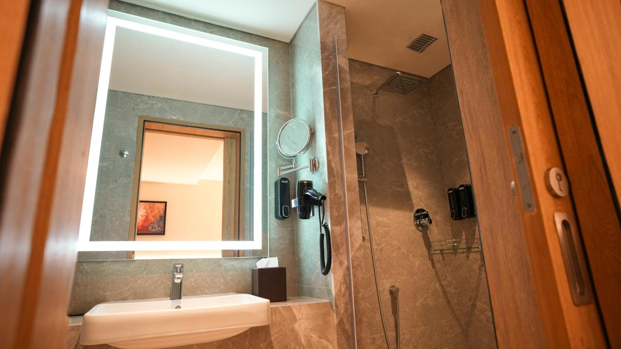 Transit By Encalm - Nap And Shower Shamshabad Extérieur photo