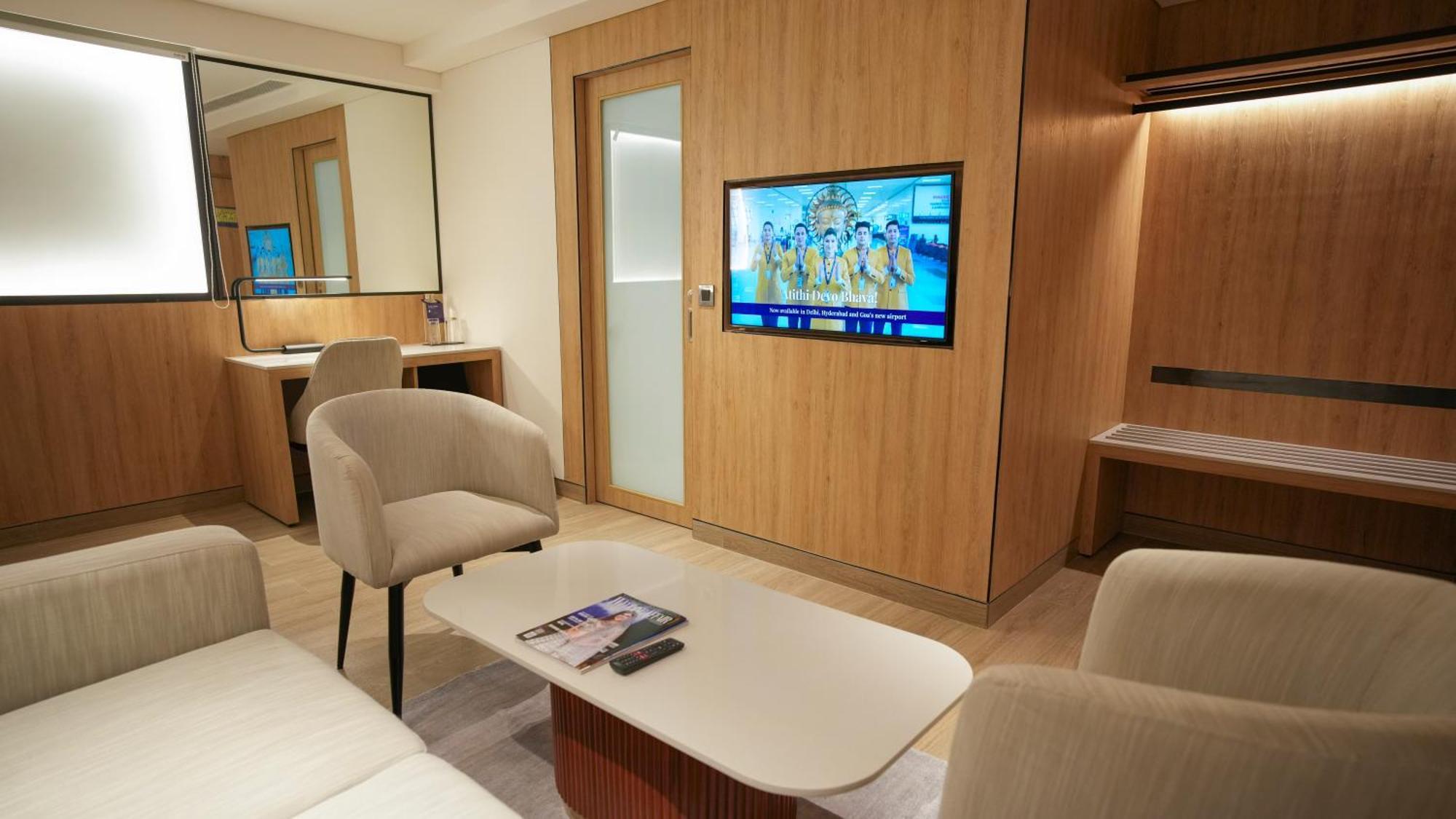 Transit By Encalm - Nap And Shower Shamshabad Extérieur photo